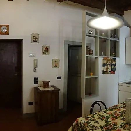Camera Pinta Appartamento *